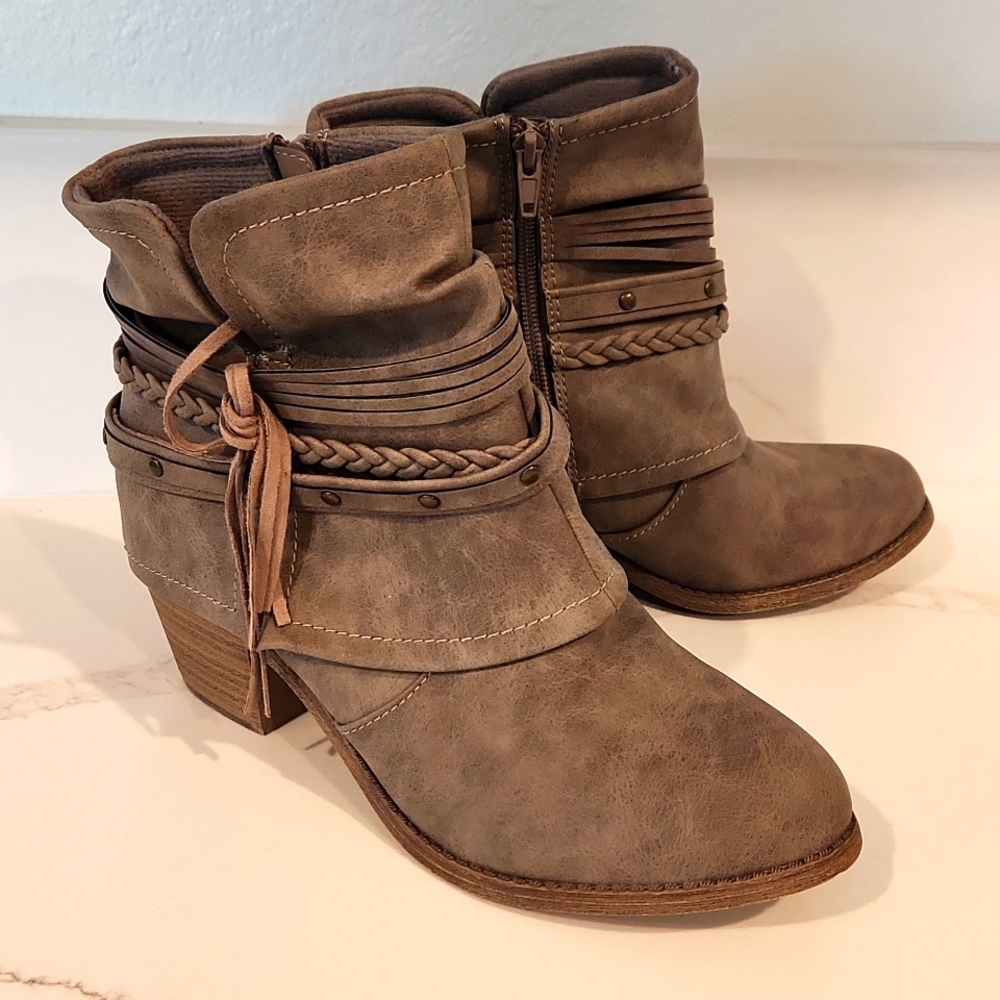 Jellypop Ankle Booties